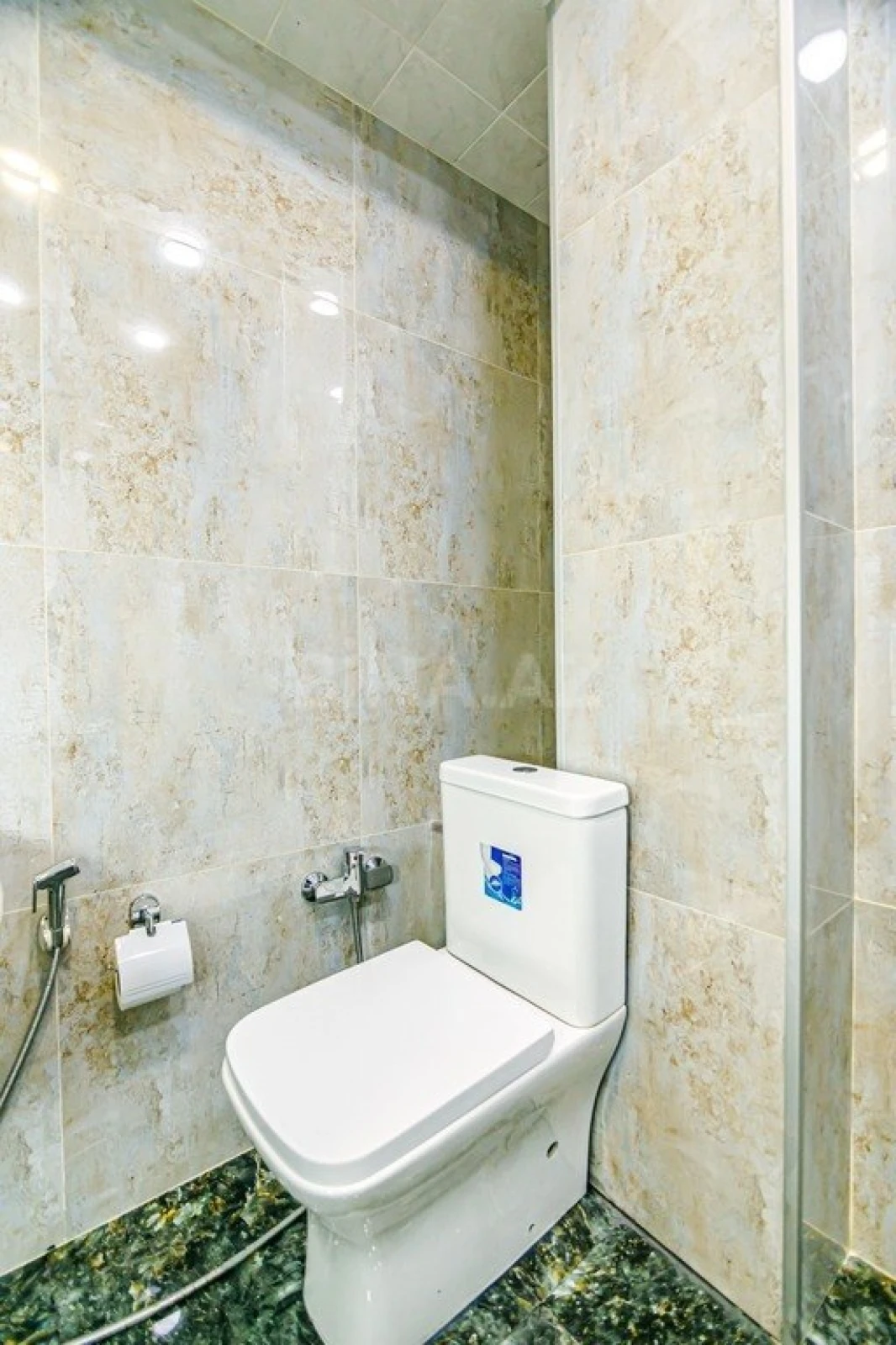 Kirayə verilir 3 otaqlı mənzil 123 m²