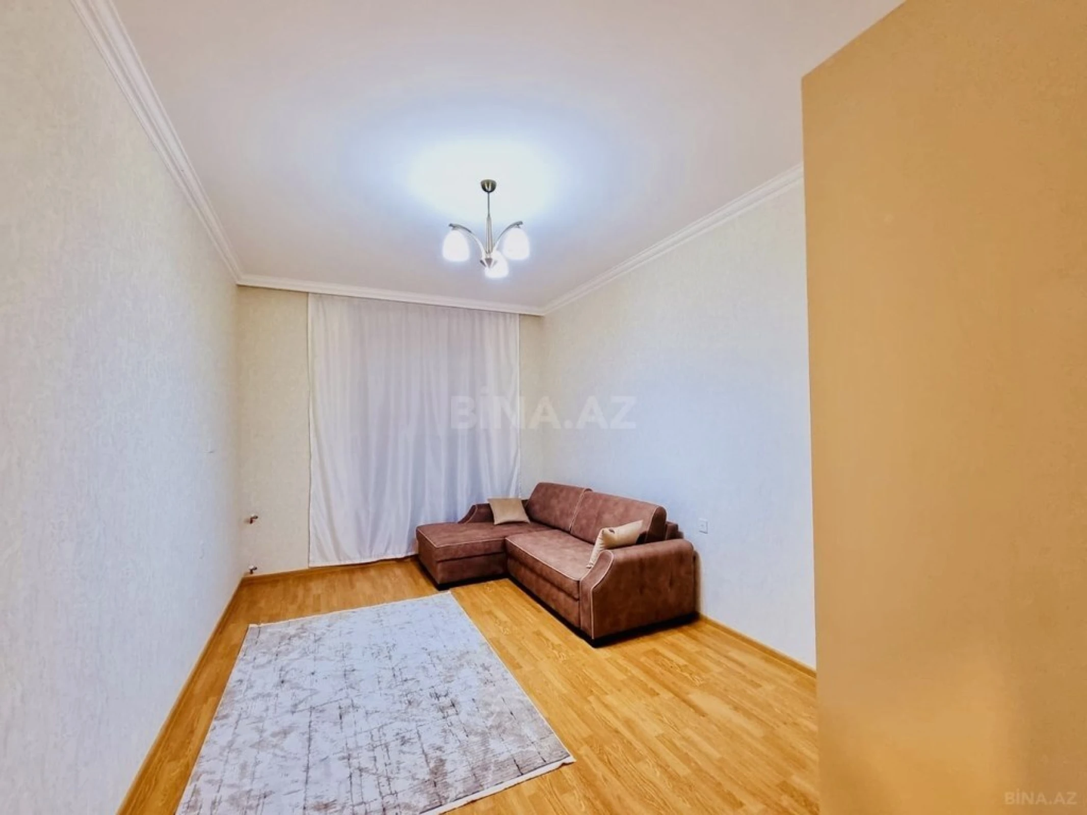 Satılır 5 otaqlı həyət evi 320 m²
