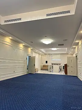 Satılır obyekt 1100 m²