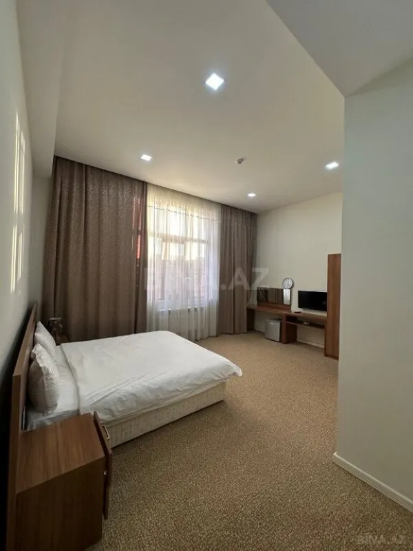 Satılır obyekt 1100 m²