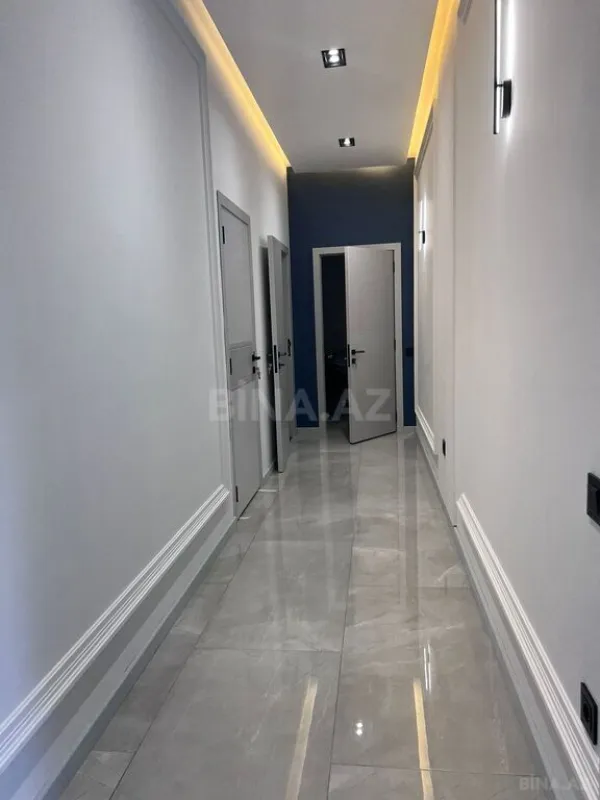 Kirayə verilir 4 otaqlı həyət evi 240 m²