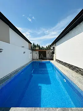 Kirayə verilir 4 otaqlı həyət evi 240 m²