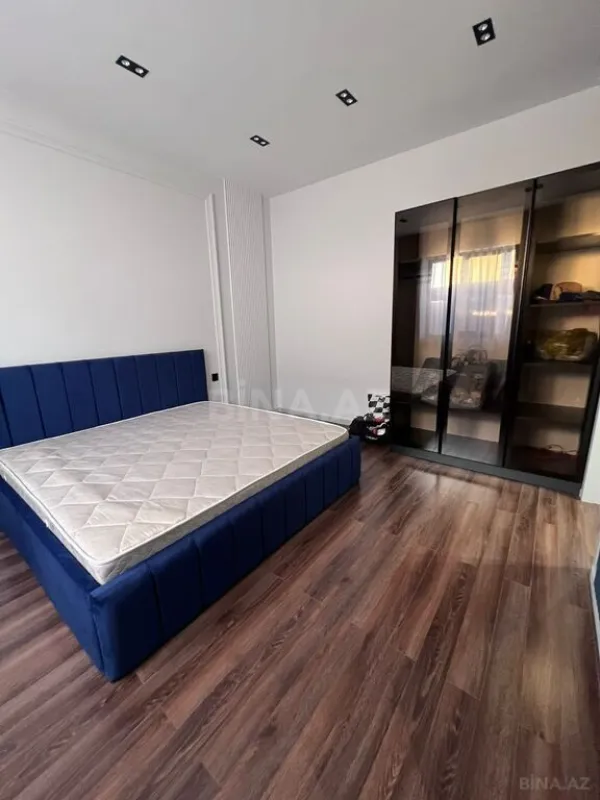 Kirayə verilir 4 otaqlı həyət evi 240 m²