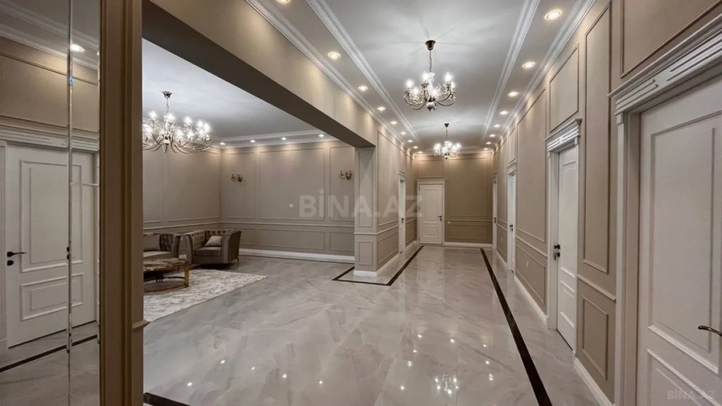 Satılır 5 otaqlı həyət evi 220 m²