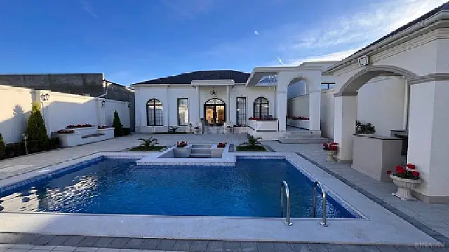 Satılır 5 otaqlı həyət evi 220 m² — Bakı, Şüvəlan 5 otaq 220.00 m²