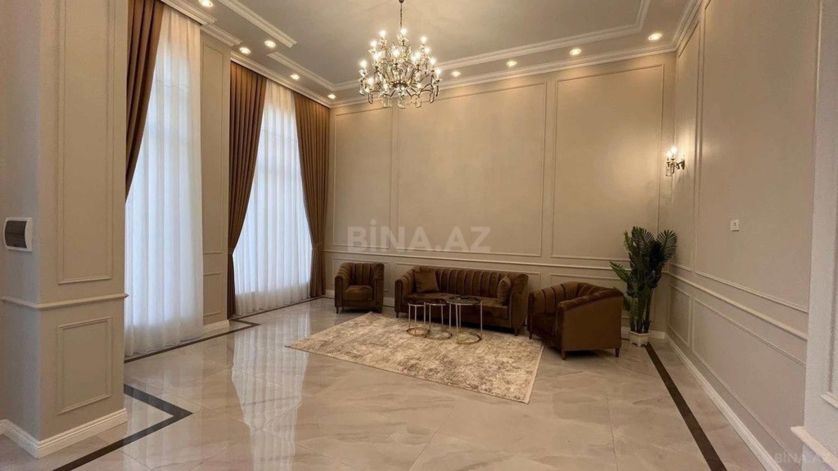 Satılır 5 otaqlı həyət evi 220 m²