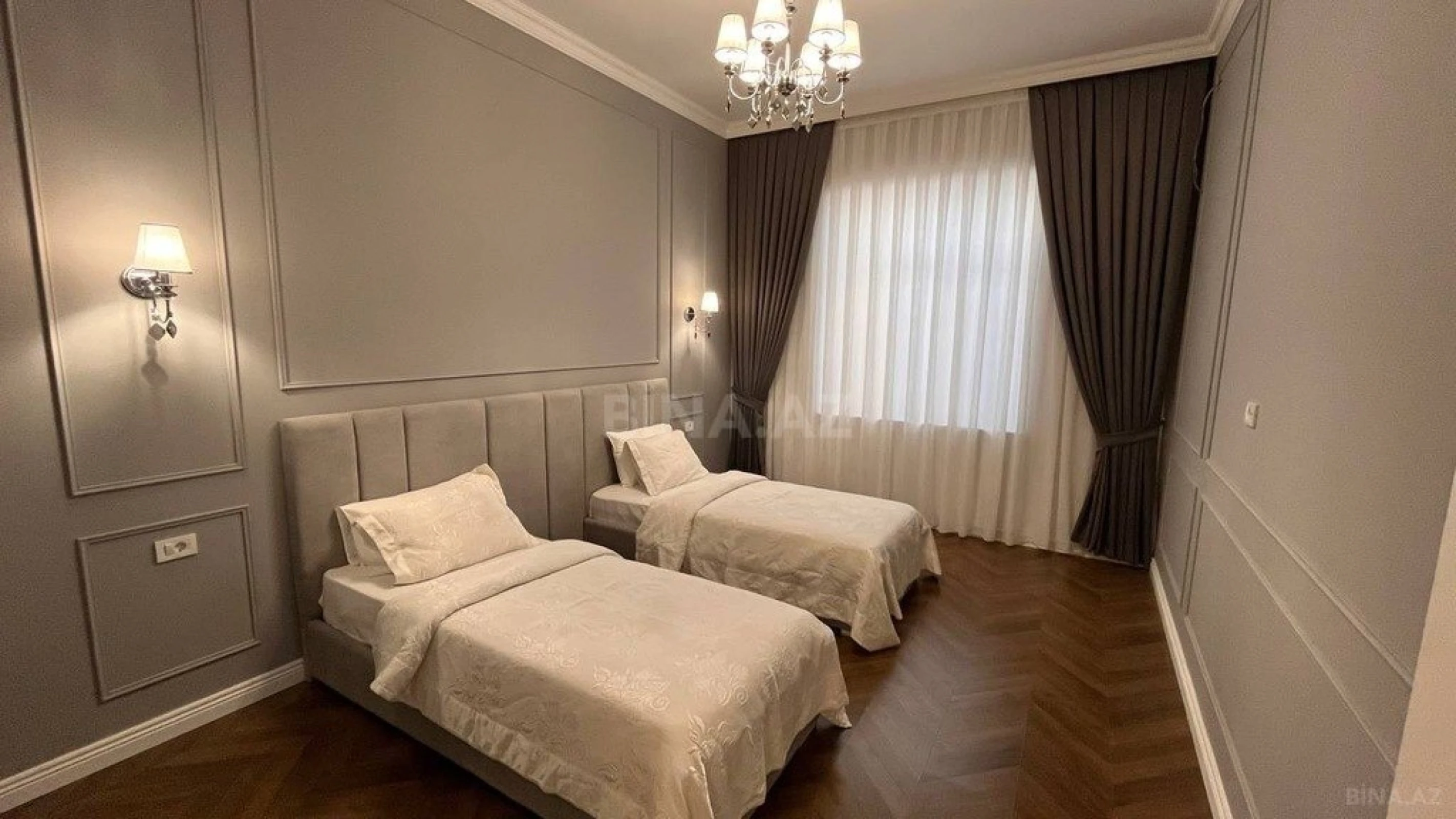 Satılır 5 otaqlı həyət evi 220 m²