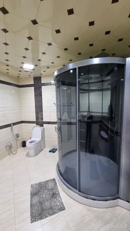 Satılır 3 otaqlı mənzil 215 m²