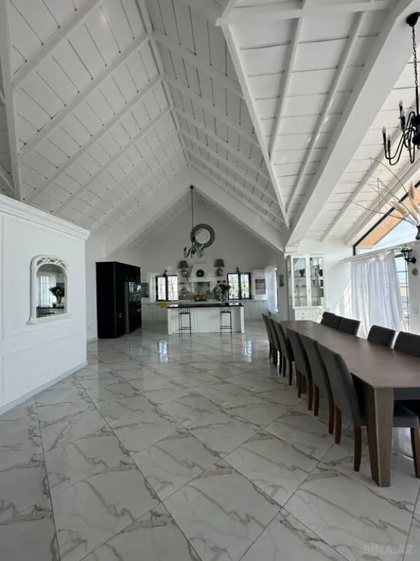 Kirayə verilir 4 otaqlı həyət evi 260 m²