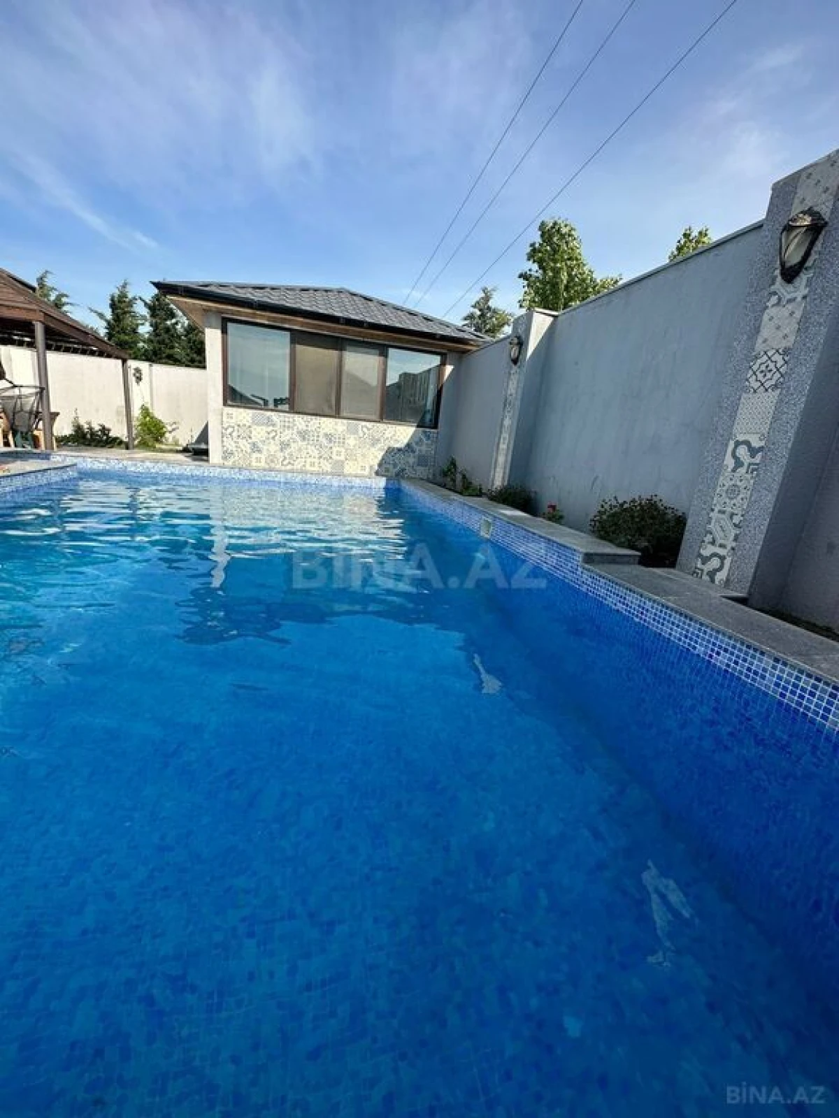 Kirayə verilir 4 otaqlı həyət evi 260 m²