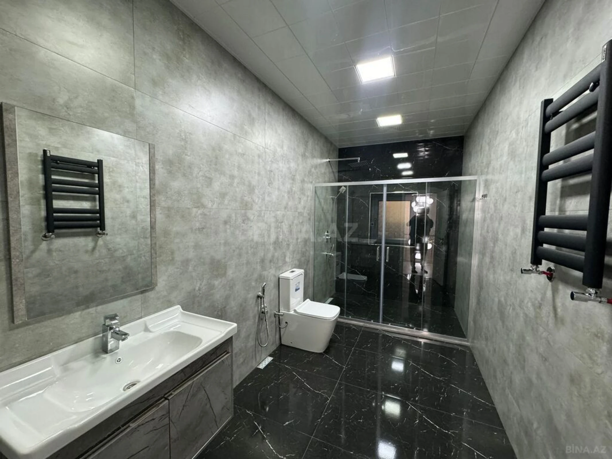 Kirayə verilir 5 otaqlı həyət evi 400 m²