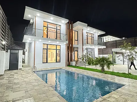 Kirayə verilir 5 otaqlı həyət evi 400 m² — Bakı, Buzovna 5 otaq 400.00 m²