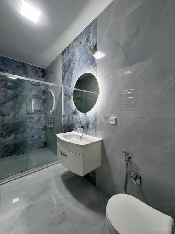 Satılır 7 otaqlı həyət evi 400 m²