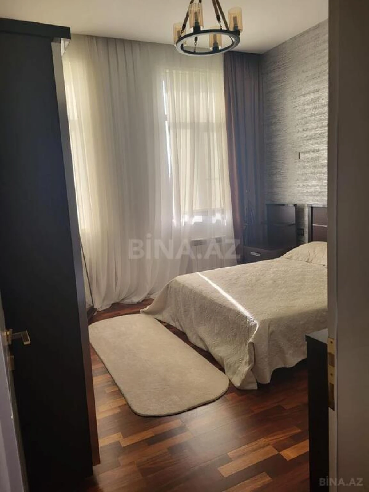 Kirayə verilir 5 otaqlı həyət evi 280 m²