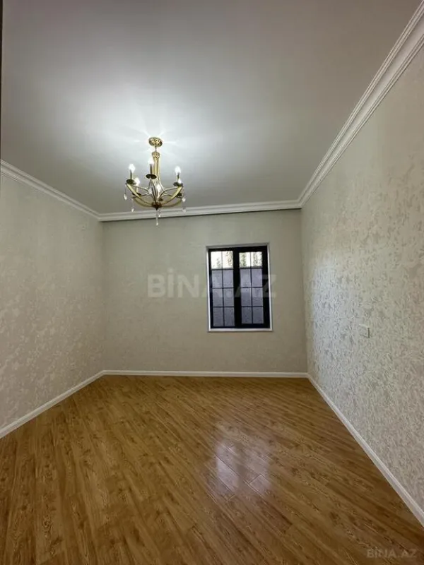 Satılır 5 otaqlı həyət evi 190 m²