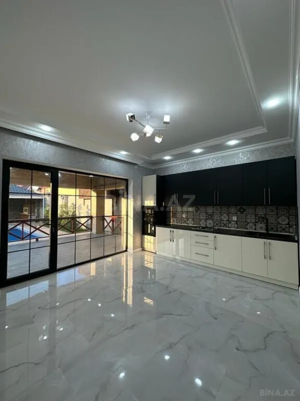 Satılır 5 otaqlı həyət evi 190 m²