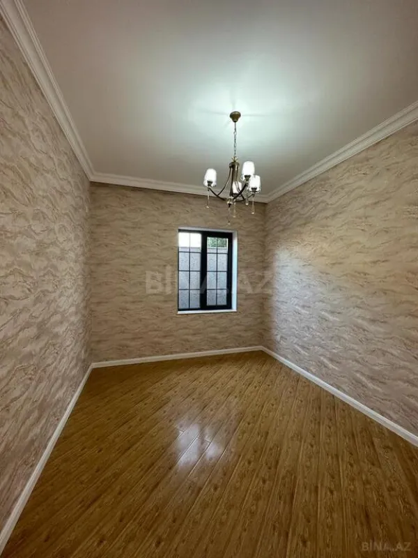 Satılır 5 otaqlı həyət evi 190 m²