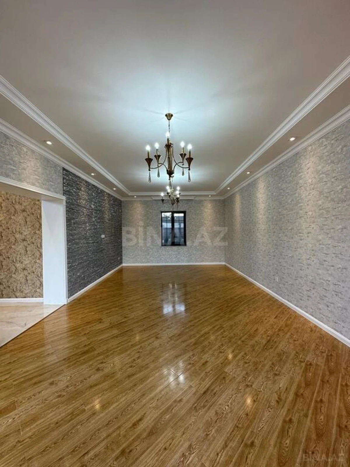 Satılır 5 otaqlı həyət evi 190 m²