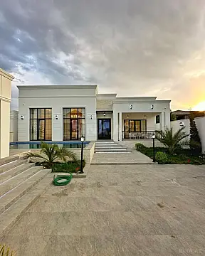 Satılır 4 otaqlı həyət evi 200 m² — Bakı, Mərdəkan 4 otaq 200.00 m²