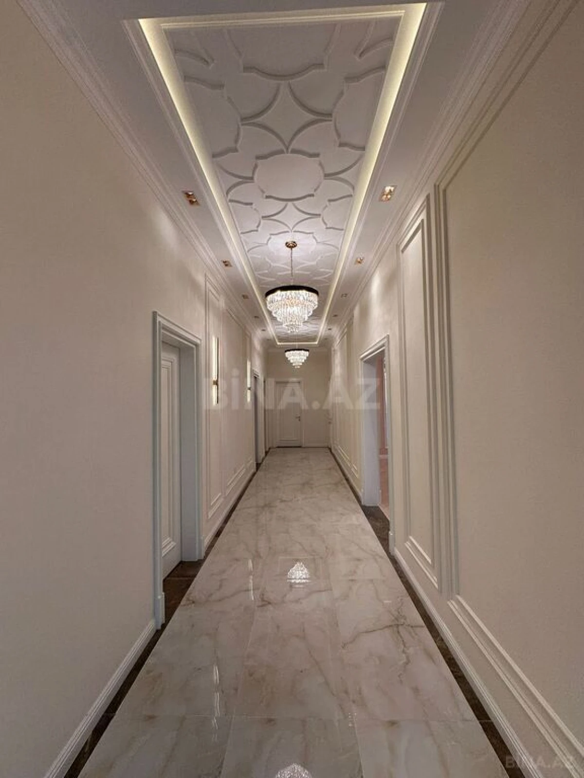 Satılır 4 otaqlı həyət evi 250 m²