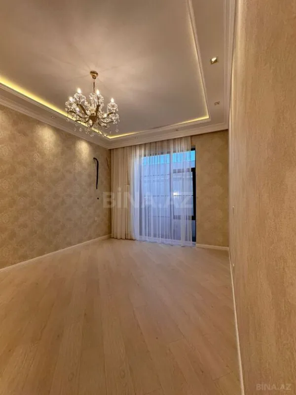 Satılır 4 otaqlı həyət evi 250 m²