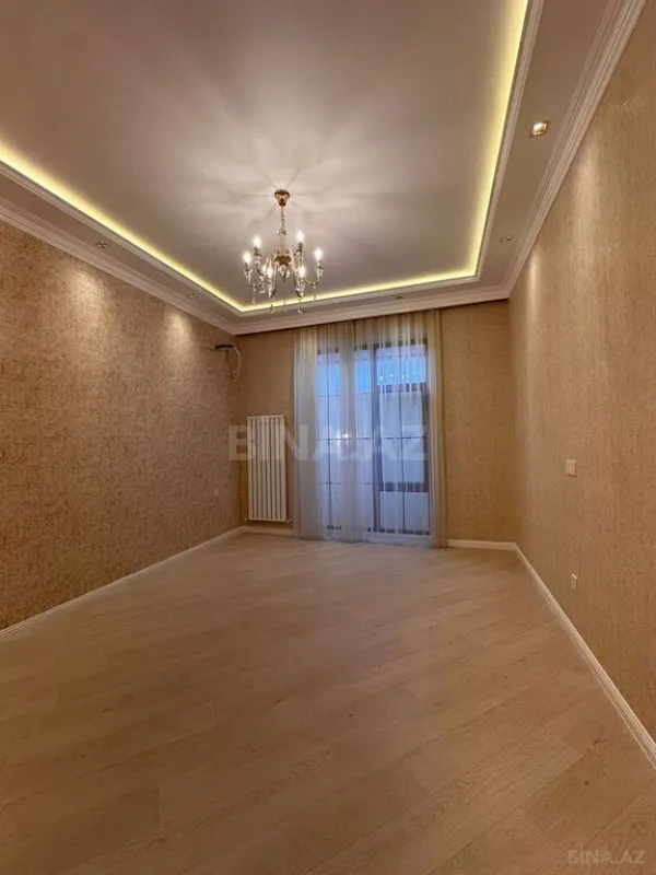 Satılır 4 otaqlı həyət evi 250 m²