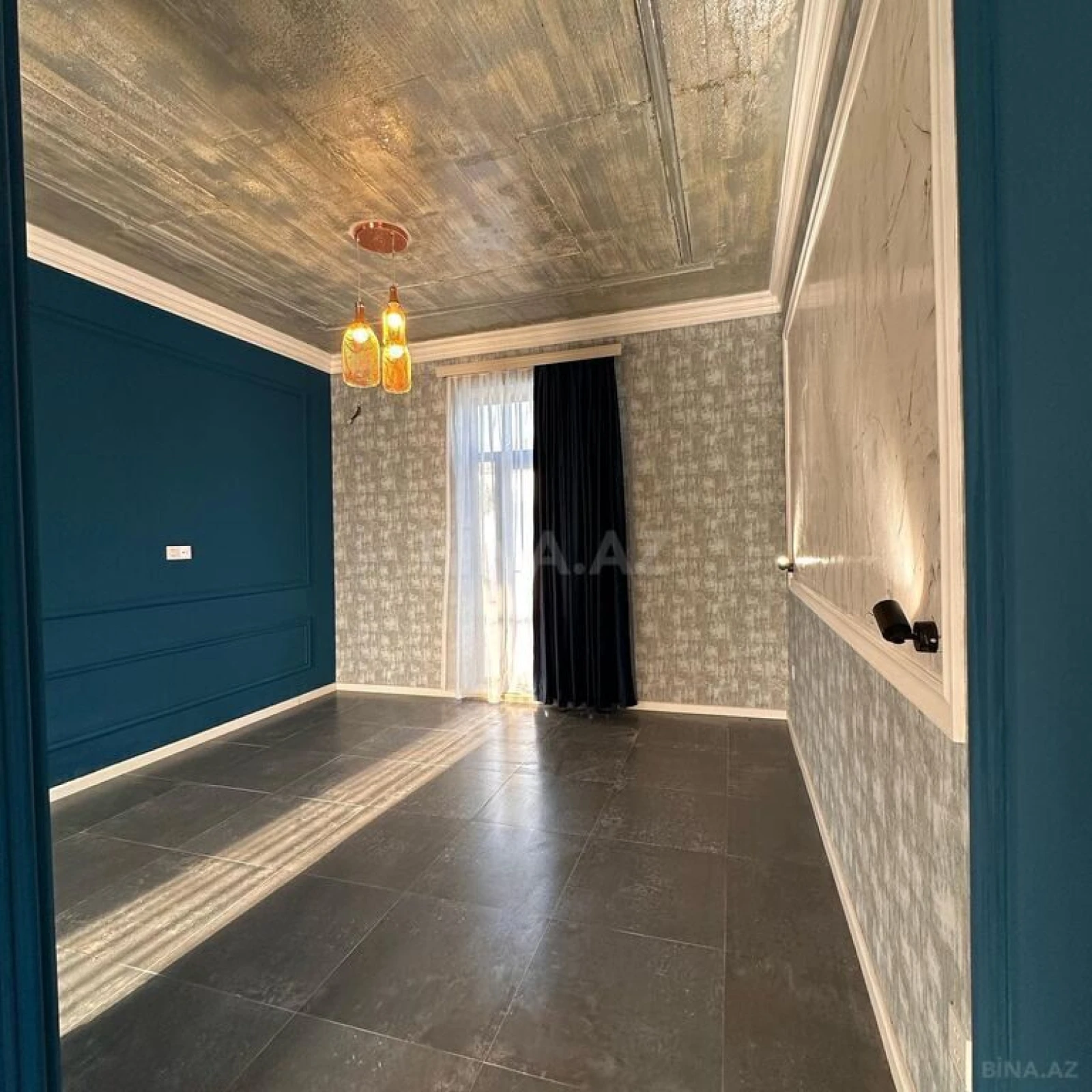 Satılır 5 otaqlı həyət evi 270 m²