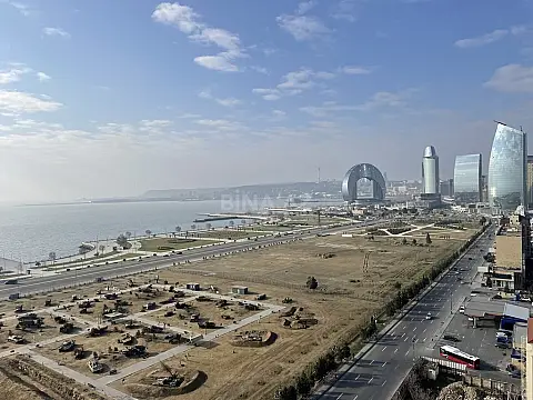 Satılır 3 otaqlı mənzil 200 m²