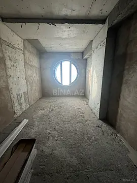 Satılır 3 otaqlı mənzil 200 m²