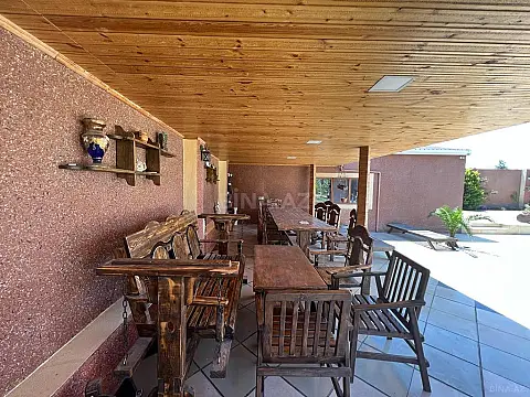 Satılır 4 otaqlı həyət evi 220 m²