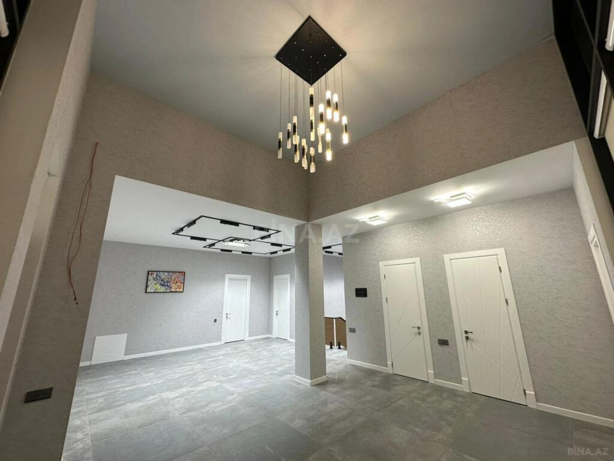 Satılır 7 otaqlı həyət evi 500 m²
