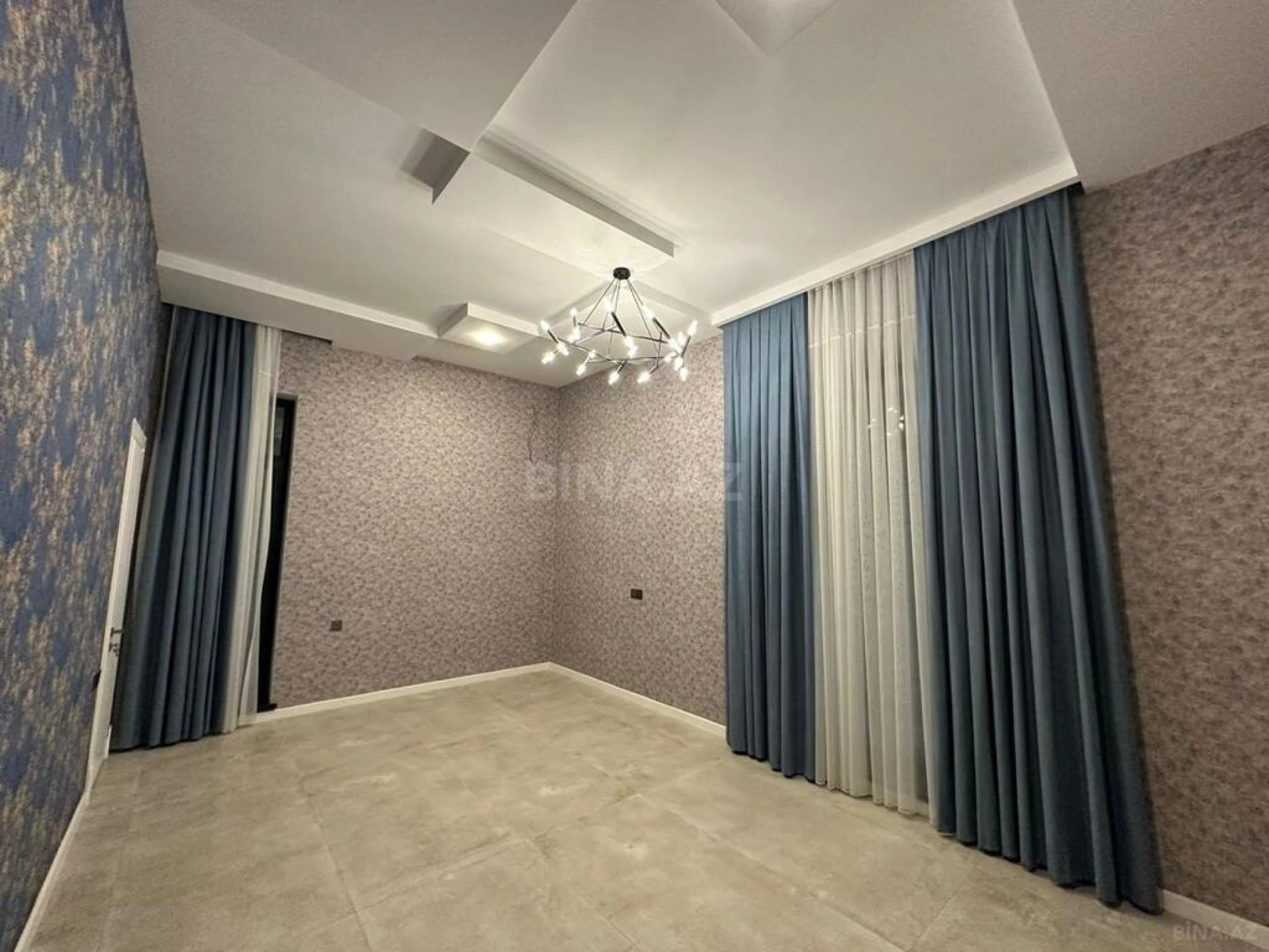 Satılır 7 otaqlı həyət evi 500 m²