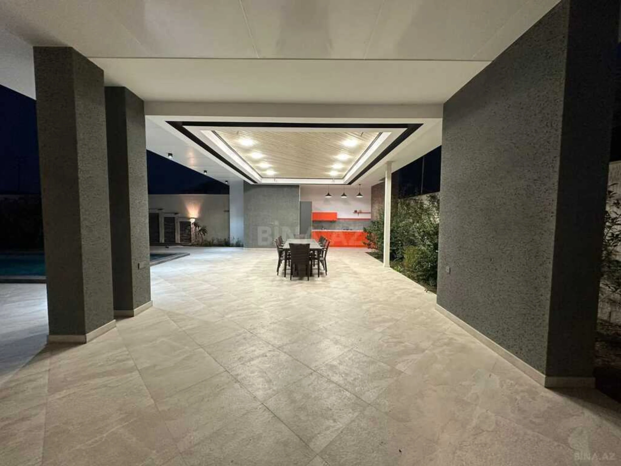 Satılır 7 otaqlı həyət evi 500 m²