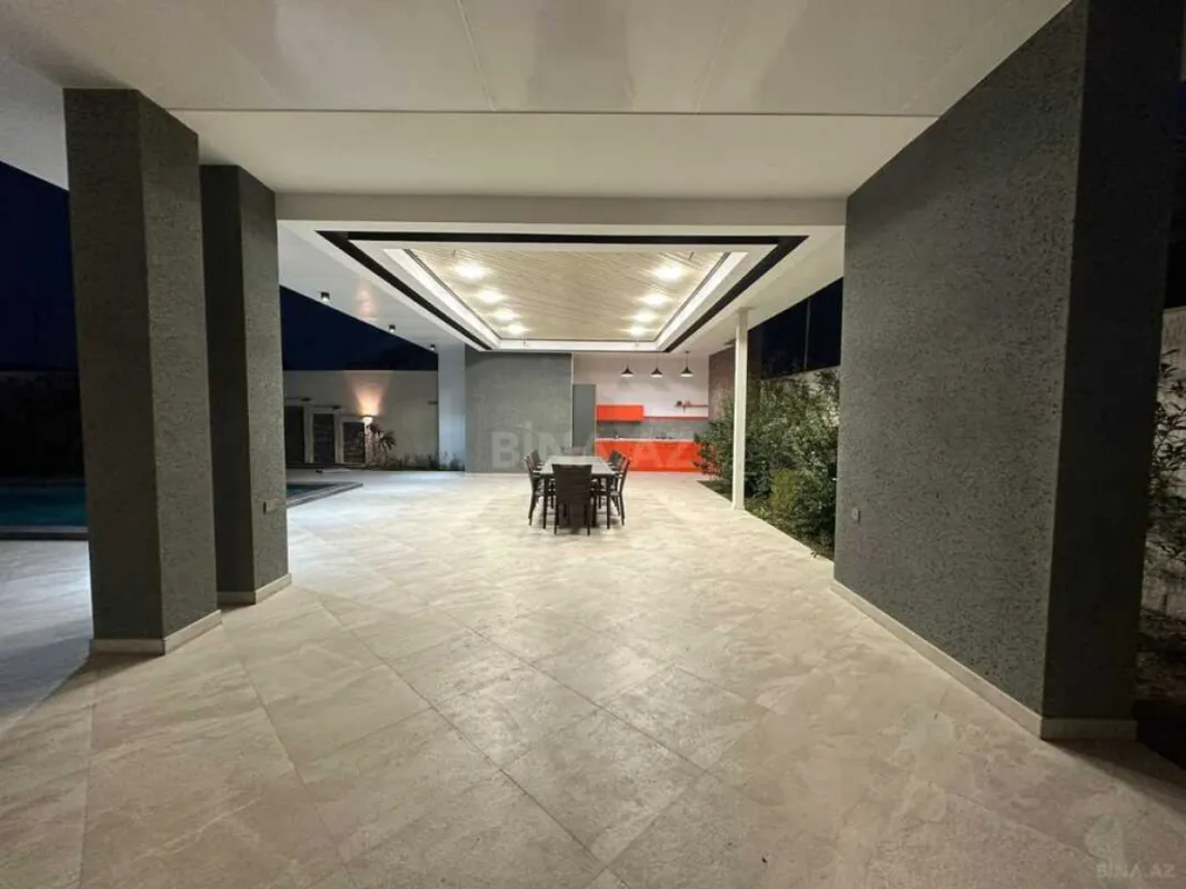 Satılır 7 otaqlı həyət evi 500 m²