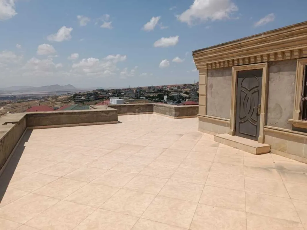 Satılır 7 otaqlı həyət evi 363 m²