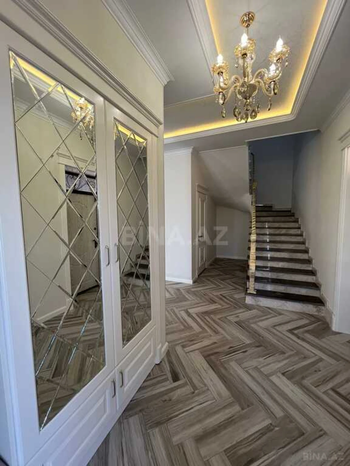 Kirayə verilir 3 otaqlı həyət evi 360 m²