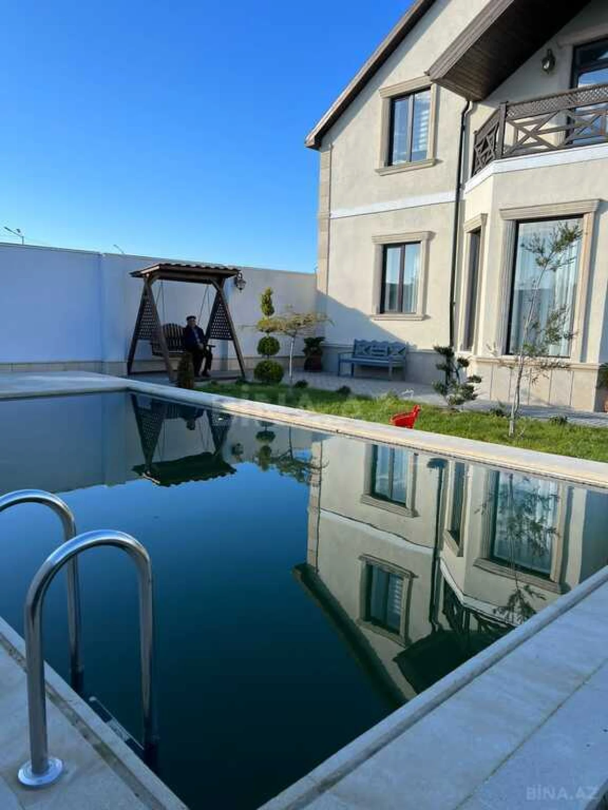 Kirayə verilir 3 otaqlı həyət evi 360 m²