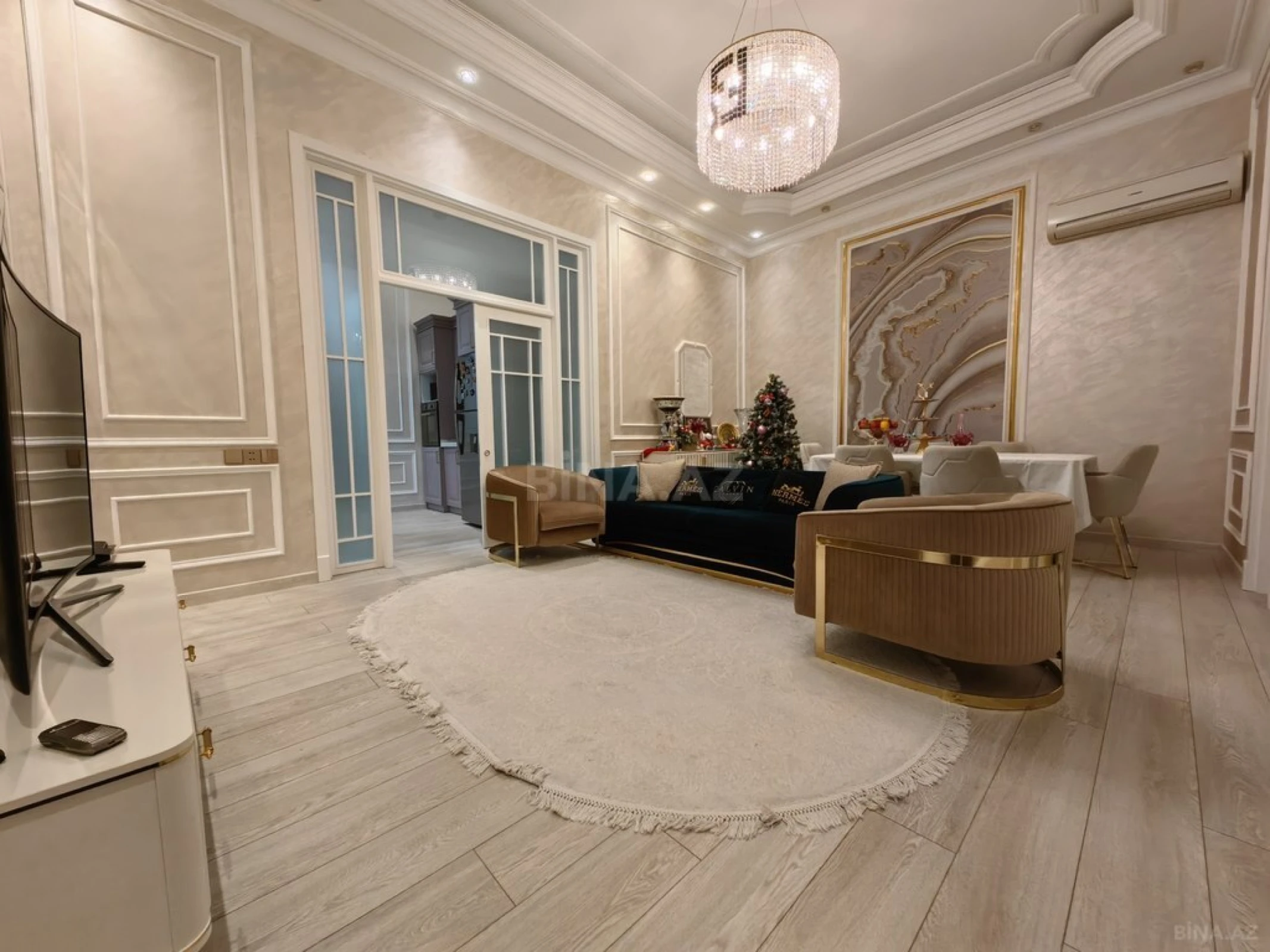 Satılır 3 otaqlı mənzil 125 m²