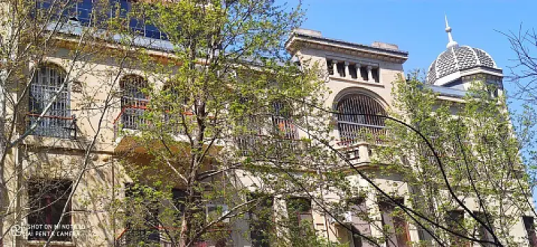 Satılır 3 otaqlı mənzil 125 m²