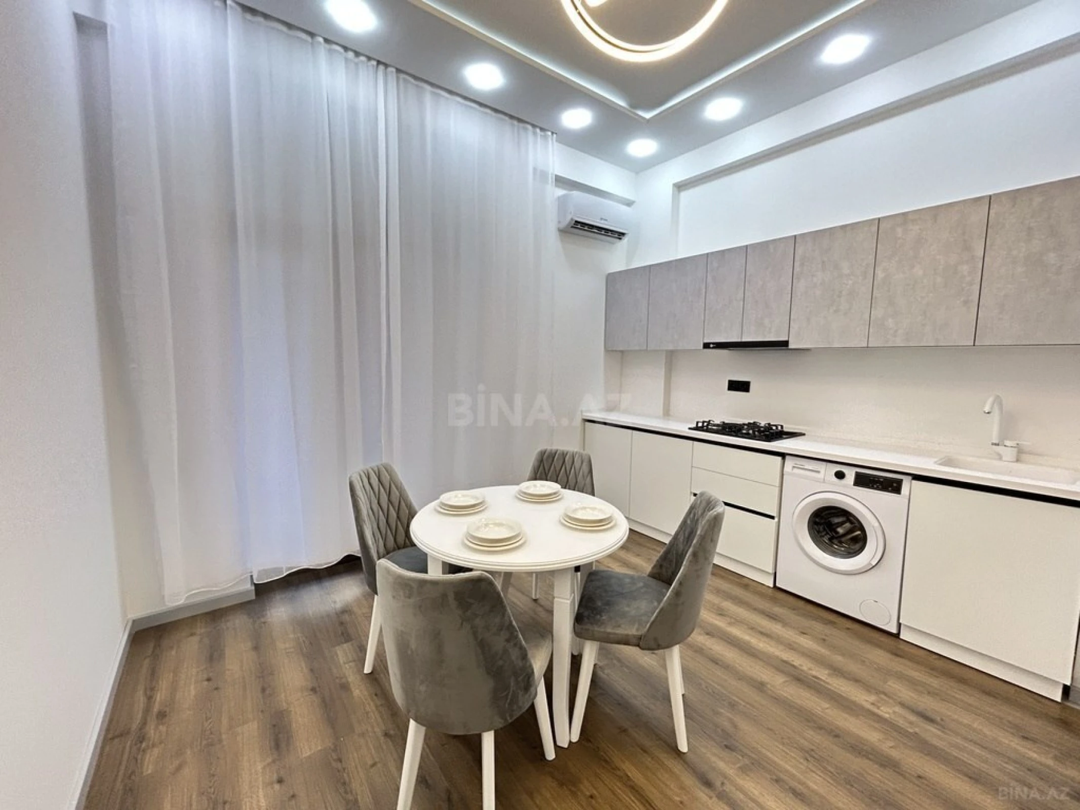 Kirayə verilir 2 otaqlı mənzil 55 m²