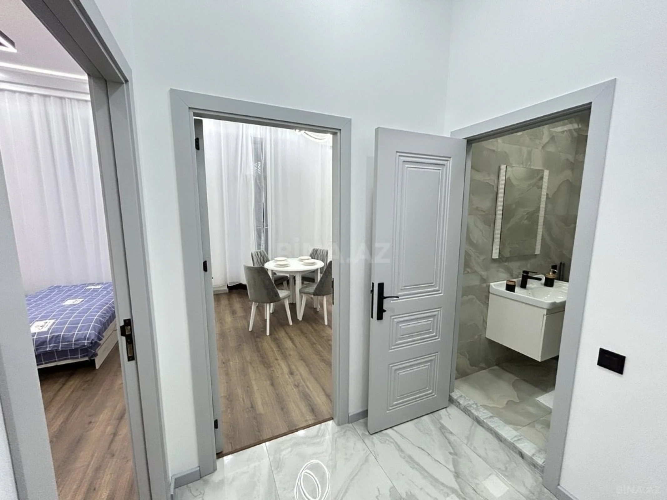 Kirayə verilir 2 otaqlı mənzil 55 m²