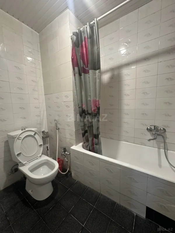 Satılır 5 otaqlı mənzil 216 m²