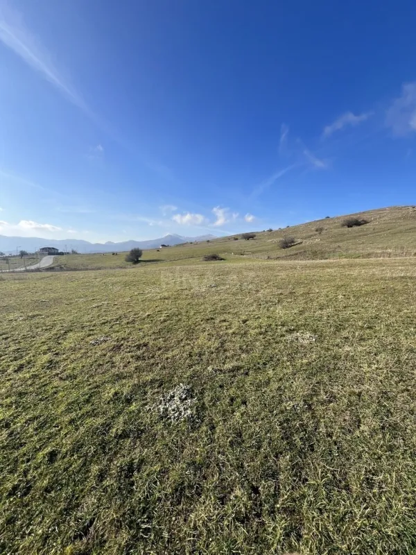 Satılır torpaq sahəsi 200 m²