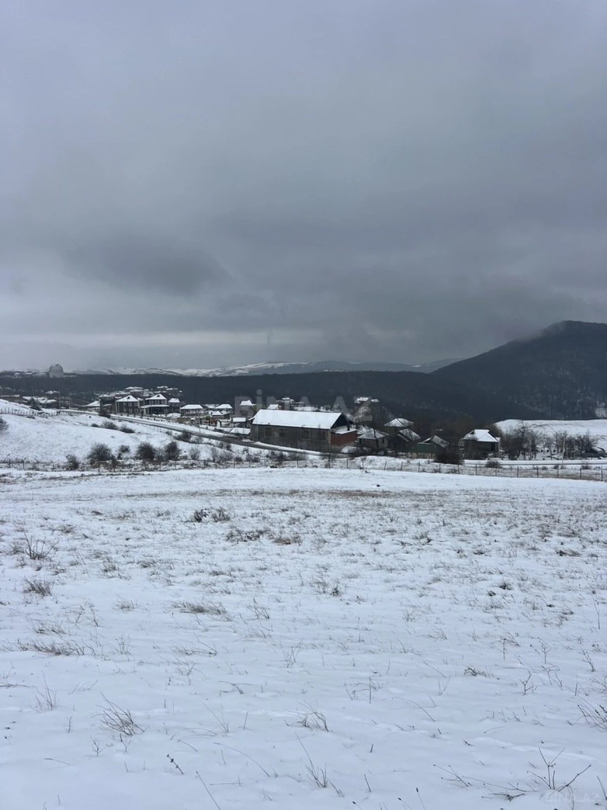 Satılır torpaq sahəsi 200 m²