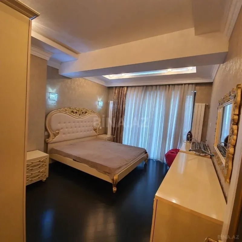 Satılır 3 otaqlı mənzil 100 m²