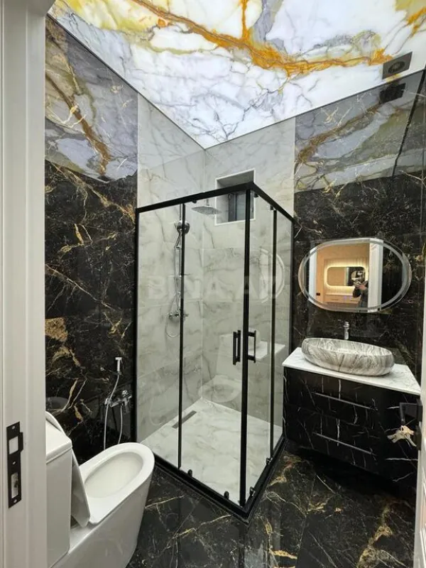 Satılır 4 otaqlı həyət evi 180 m²