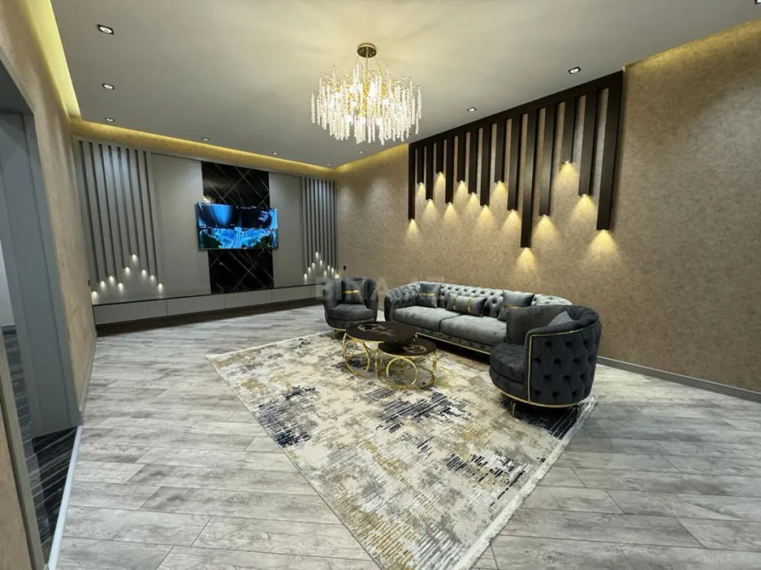 Satılır 4 otaqlı həyət evi 180 m²