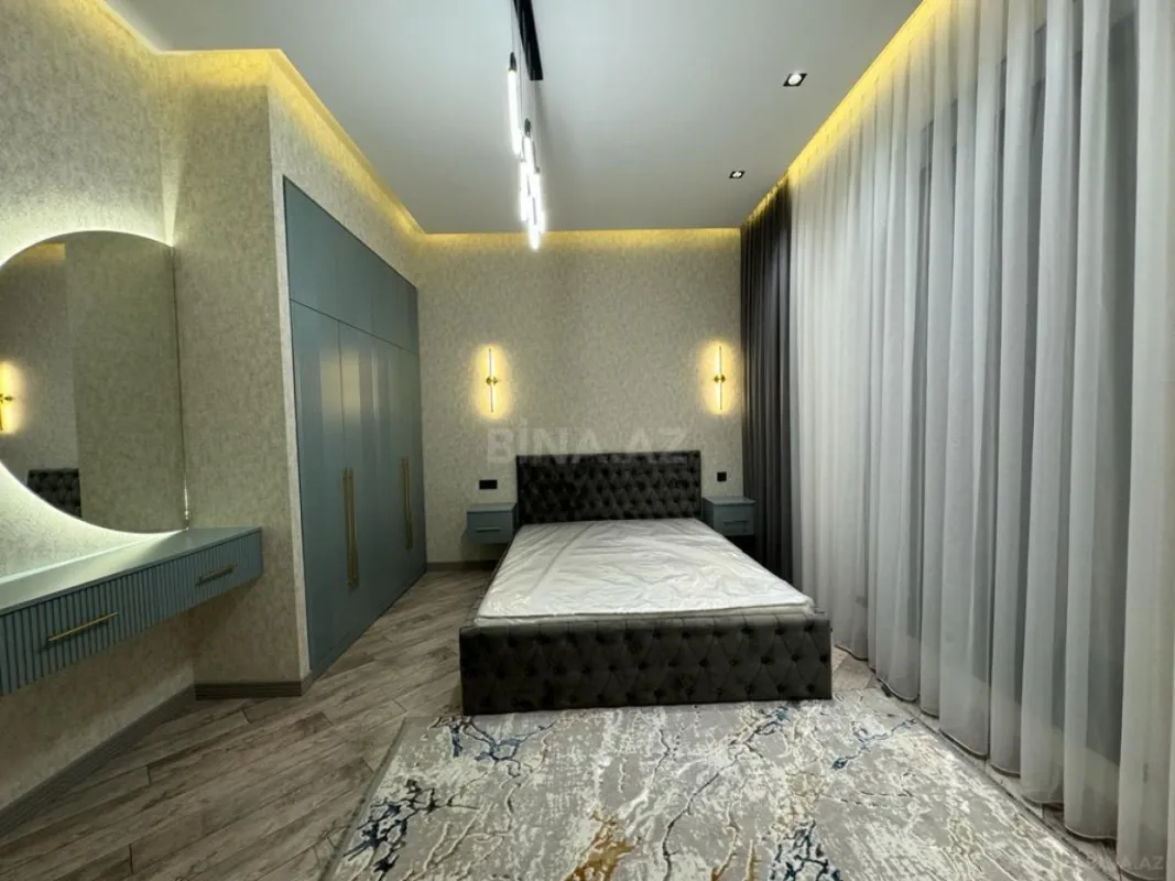 Satılır 4 otaqlı həyət evi 180 m²
