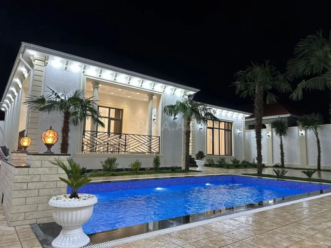 Satılır 5 otaqlı həyət evi 250 m²