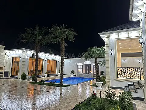 Satılır 5 otaqlı həyət evi 250 m²
